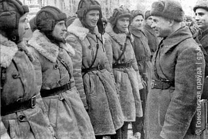 Гомельчанин Иван Афанасьев посвятил книгу трагической судьбе Героя Советского Союза Александра Лизюкова